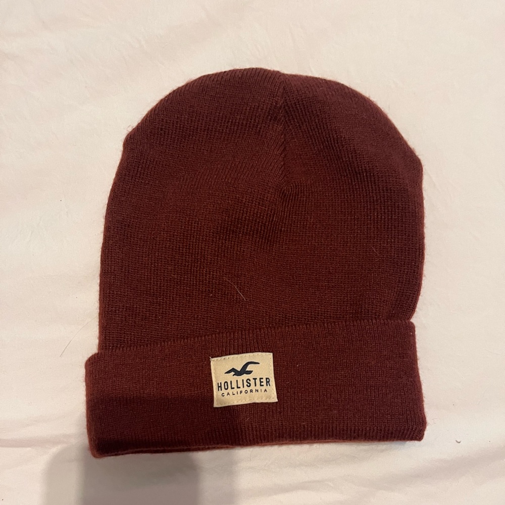 Hollister beanie